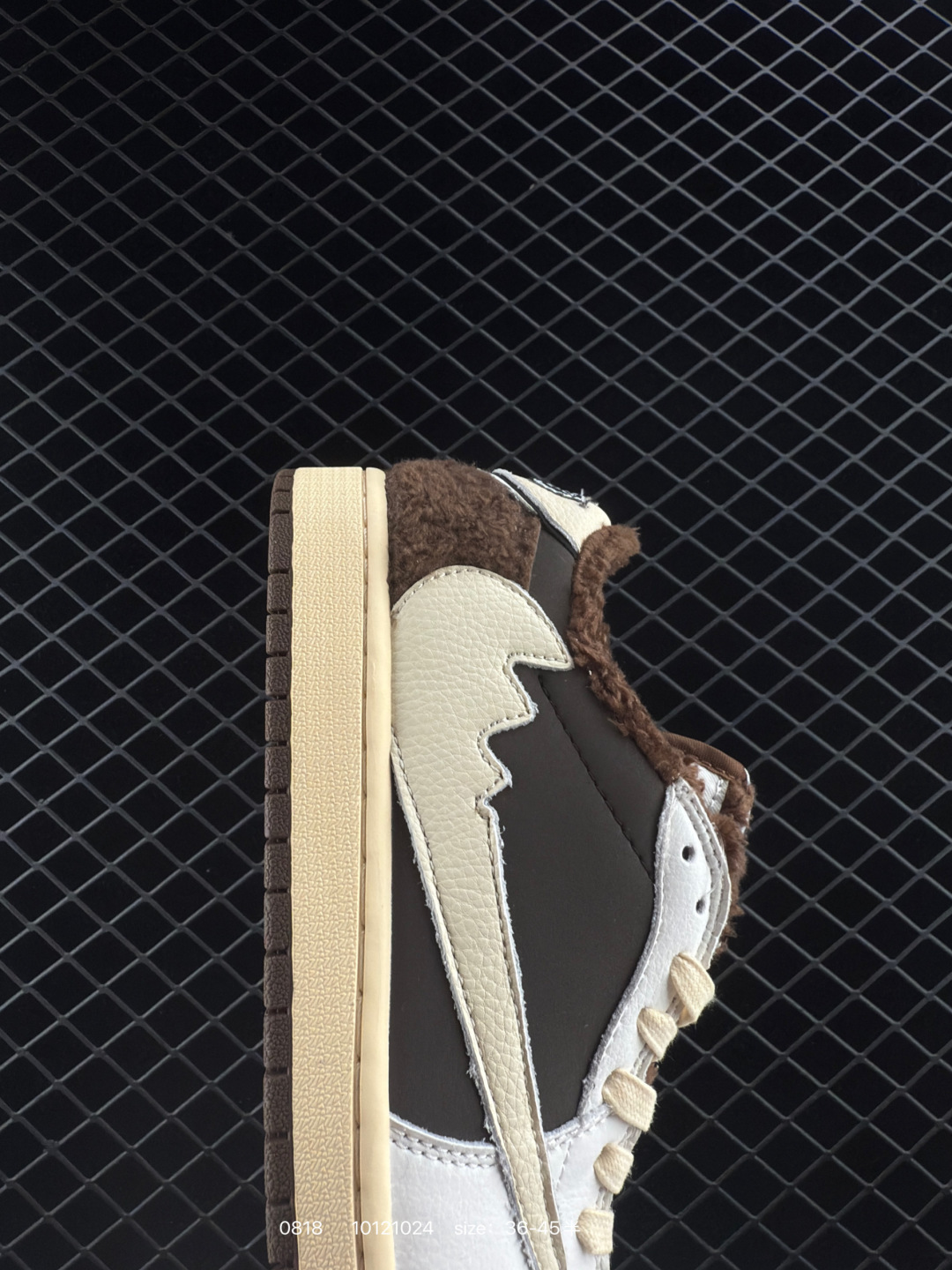 Travis Scott x Air Jordan 1 ” Reverse Mocha “